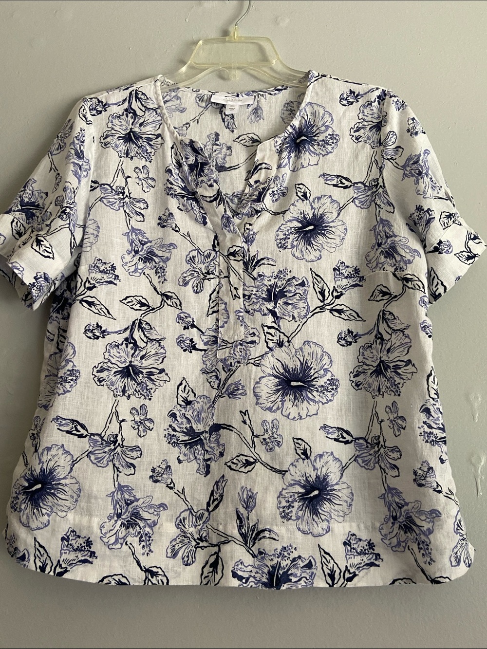 Charter Club Floral V-Neck Short Sleeve White and Blue Blouse Size S